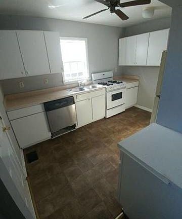 4th image of 150 Ashton Dr