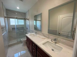 1680 Linden St, Riverside, CA 92507