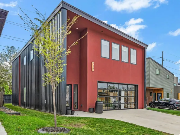 717 Beatnik Ct, Lawrence, KS 66044