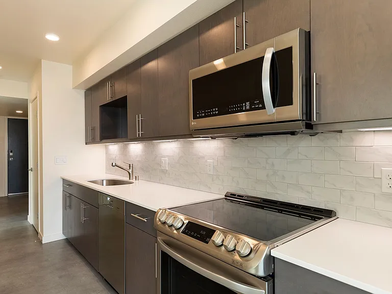 Bell View Apartments — Photo 95