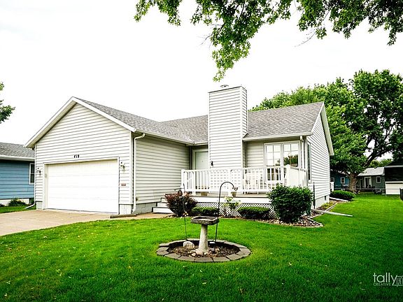 2nd image of 419 Johnson Dr