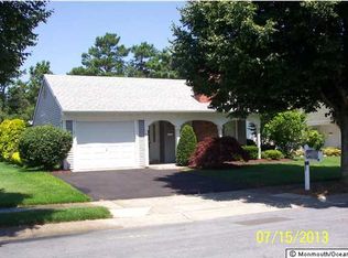 48 Twyford Ln, Manchester Township, NJ 08759