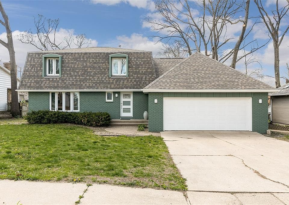 1st image of 4609 Northwood Dr NE