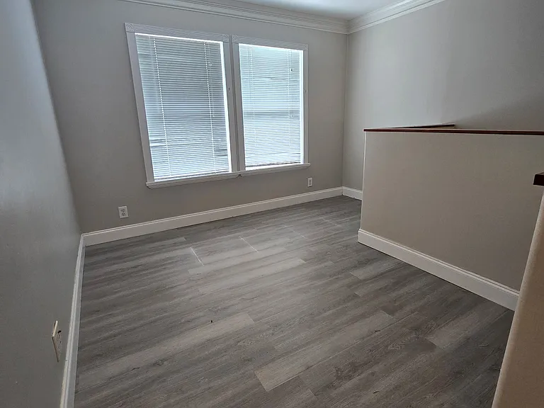 200 S 11th St #102 — Photo 11