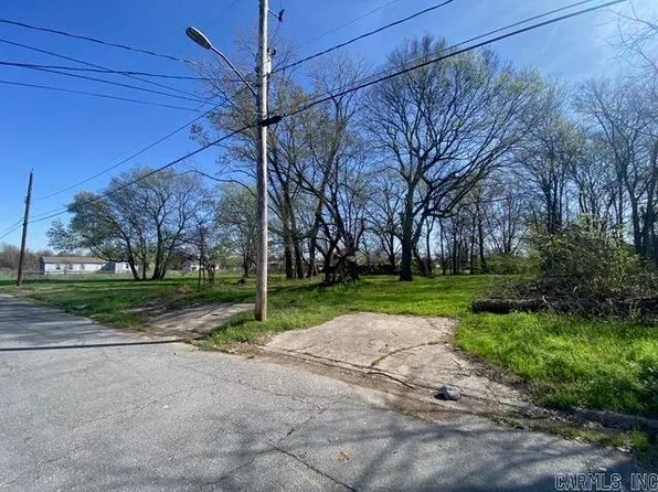 1108 N F St, N Little Rock, AR 72114