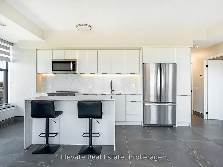 31 Huron St #405 — Photo 18