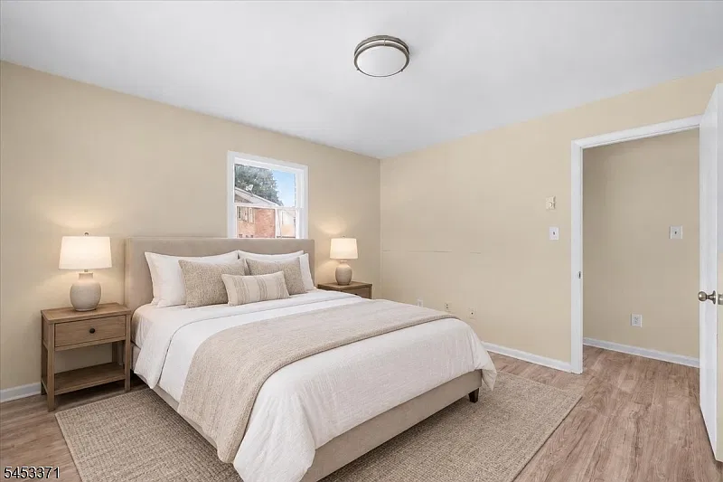 1 bed, 1.0 bath, $1,525 — Photo 2