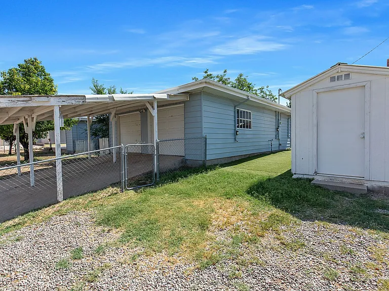 2300 Aspen Dr — Photo 27