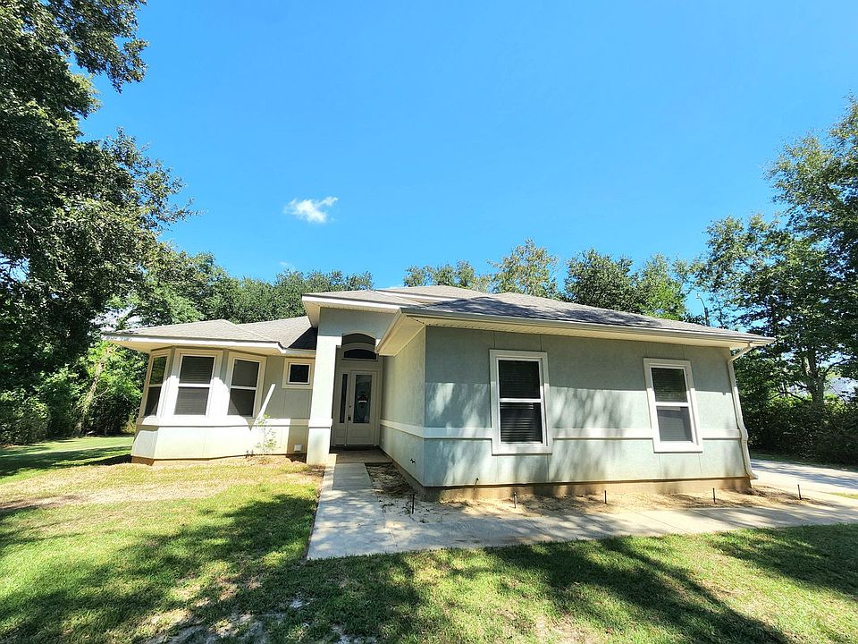 1st image of 7877 Riverwood Dr