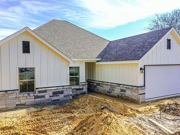 2nd image of 1207 Presidio Ct