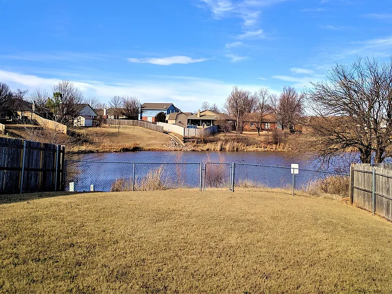 2821 E Lake Dr — Photo 13
