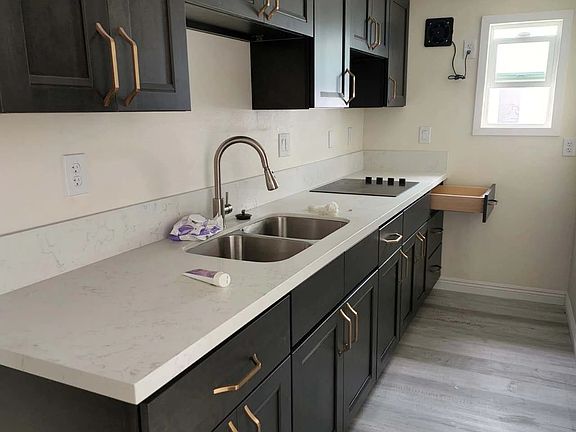 3rd image of 13161 Francisquito Ave