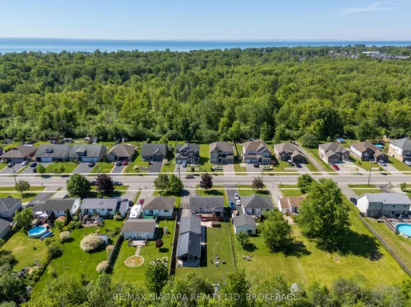 3482 Dominion Rd, Fort Erie, ON L0S 1N0
