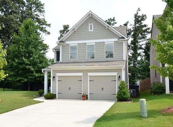 3rd image of 273 Highland Village Ln