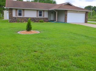 2206 E Sharon St, Springfield, MO 65803