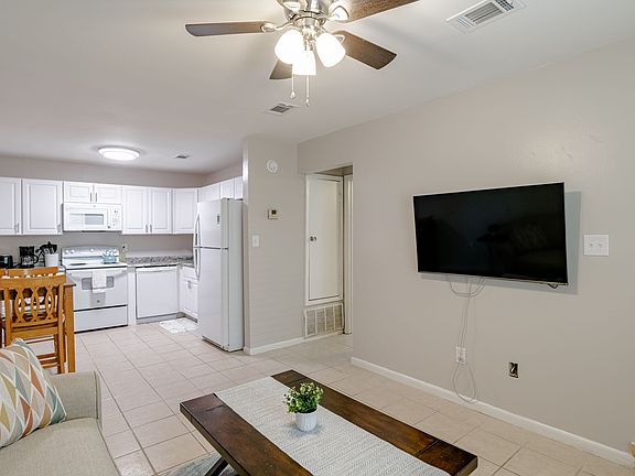 2nd image of 1271 Redwood Ln APT H