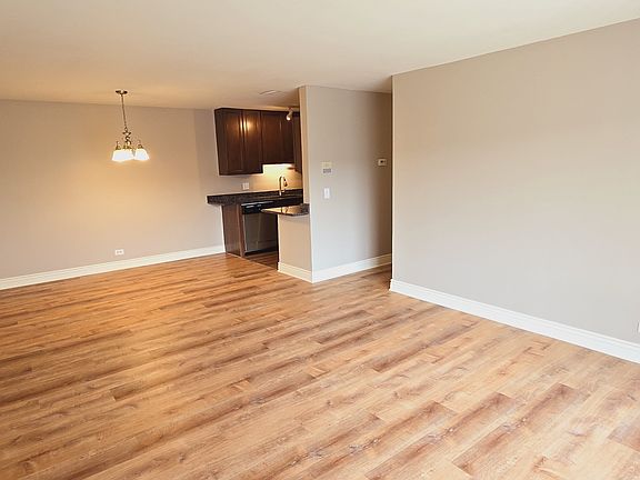 4th image of 508 N Cass Ave #11238595