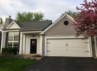 304 Newport Ln, Aurora, IL 60504
