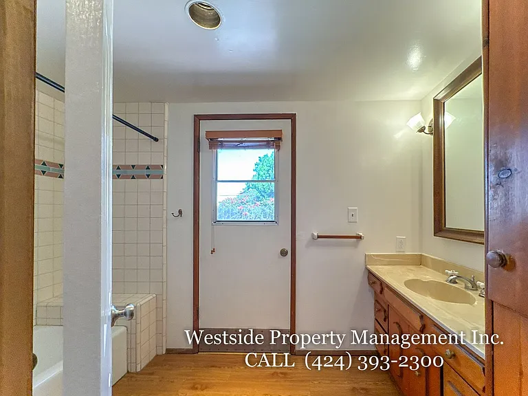 3124 Veteran Ave — Photo 15