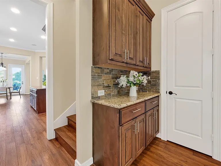 28423 Tall Juniper Hill Dr — Photo 20