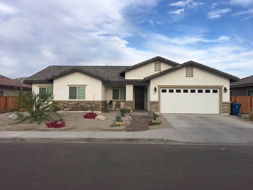 2312 Christi Ave