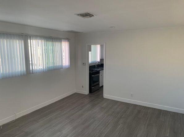 442 S Oakhurst Dr APT 6
