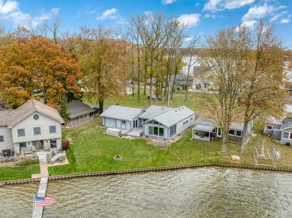 35 North Dr, Brooklyn, MI 49230