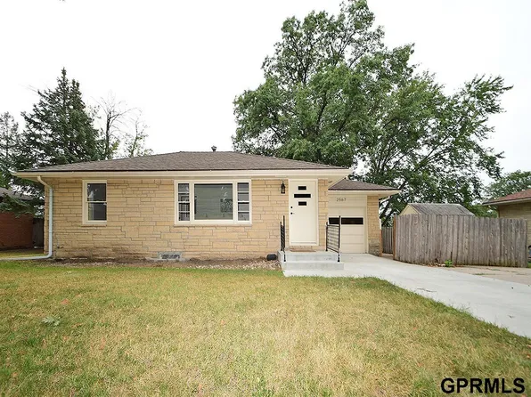 2567 Kessler Blvd, Lincoln, NE 68502