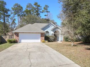 705 N Hawthorn Ct, Slidell, LA 70458