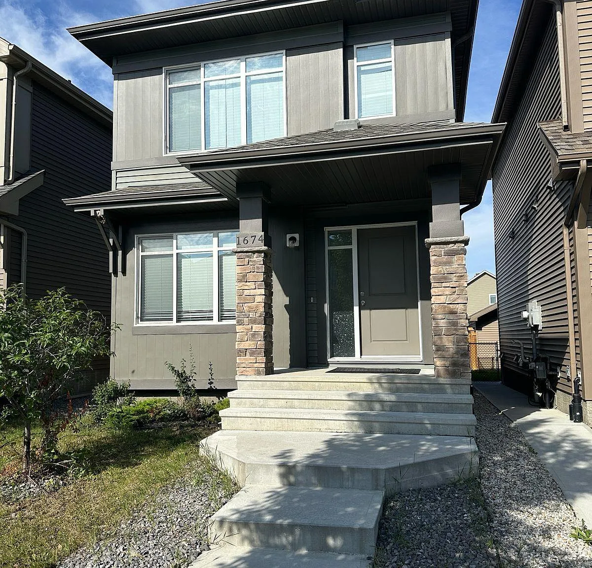 3 bed, 2.5 bath, 1148 sqft, $2,200 — Photo 2