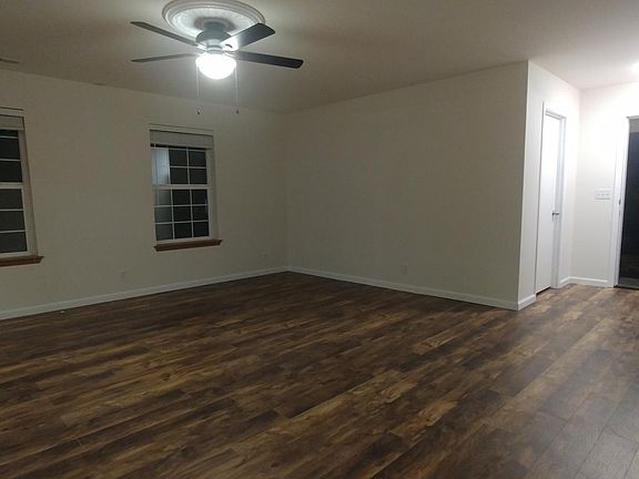 3rd image of 14220 108th Avenue Ct E