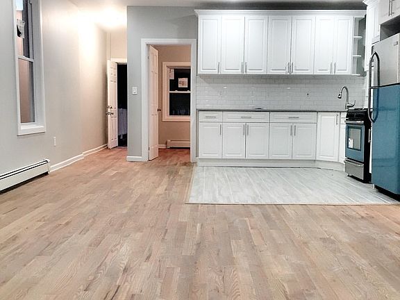 4th image of 684a Lincoln Avenue