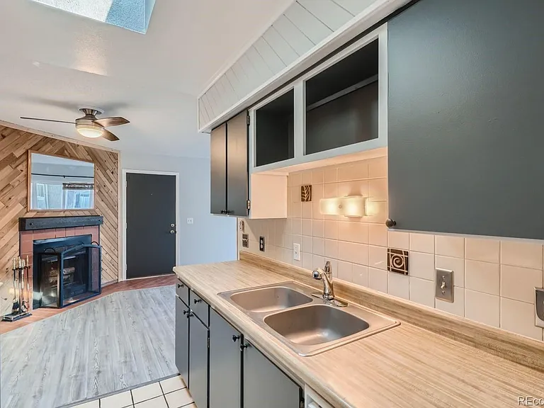 1830 Newland Ct #316 — Photo 6