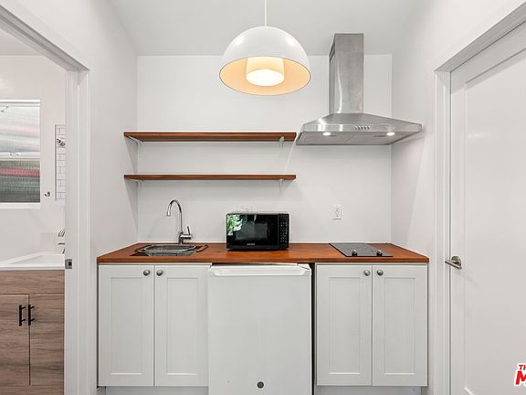 4th image of 8022 Regis Way