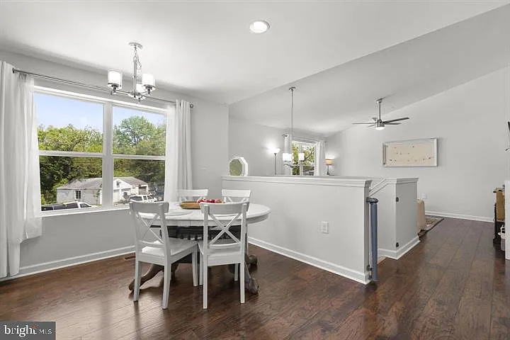 465 Carvel Beach Rd — Photo 4
