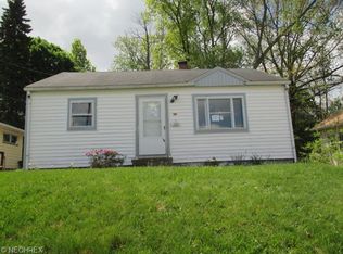 1172 Onondago Ave, Akron, OH