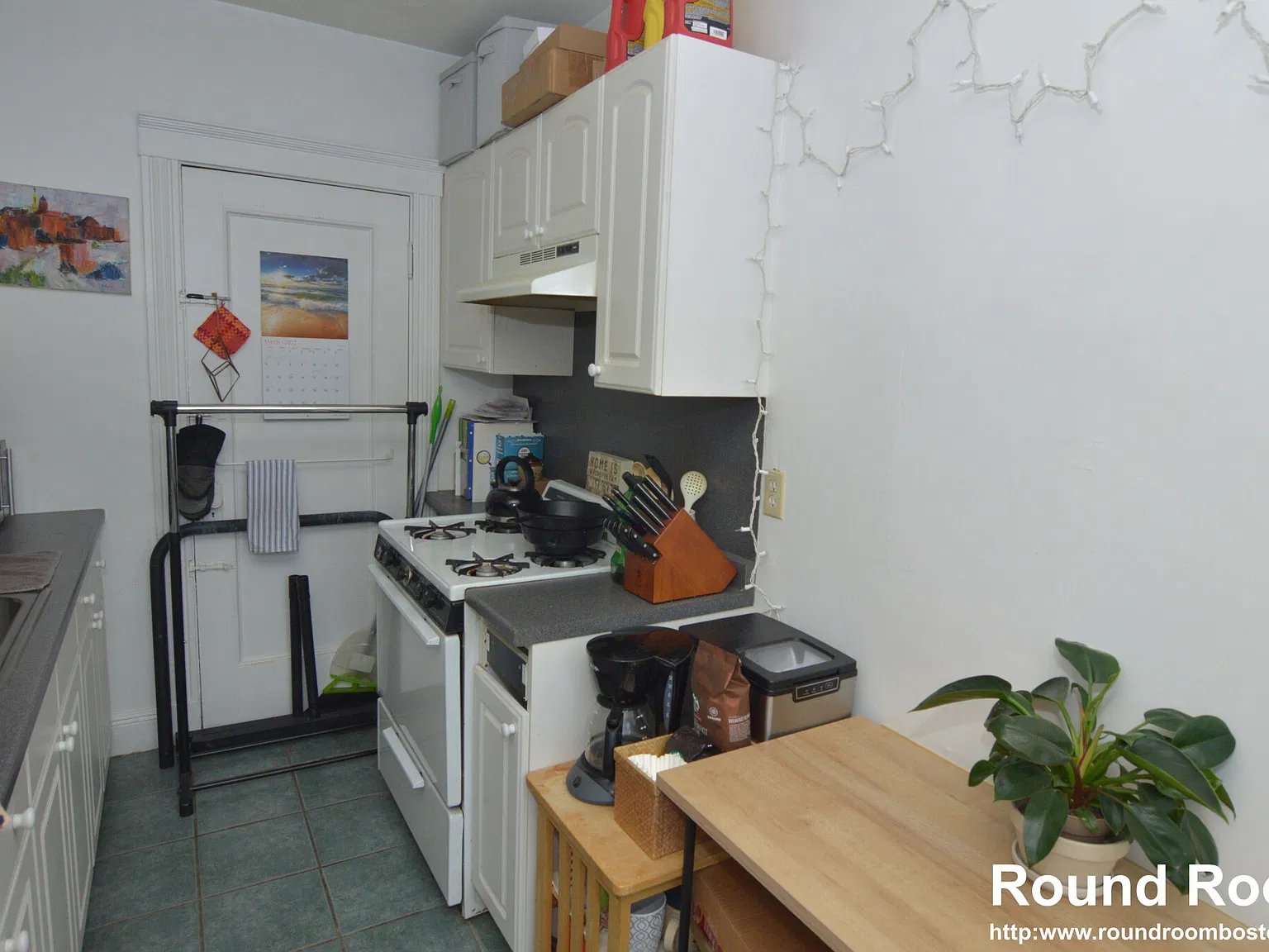 Studio, 449 sqft, $1,950 — Photo 1