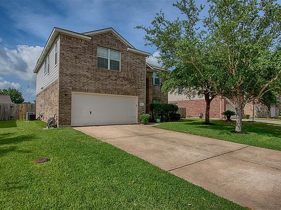 2nd image of 2511 Lexington Ct