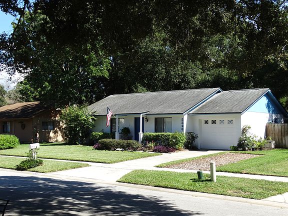 2nd image of 3326 Sassafras Ct