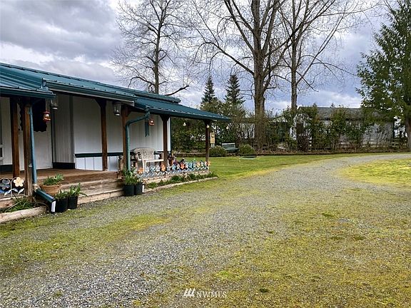4th image of 615 305th Street Ct S