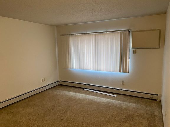 2nd image of 1010 6th Ave S