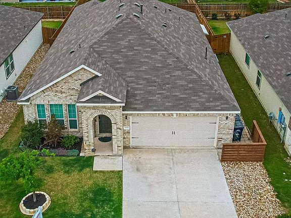3rd image of 2620 Bantry Rd