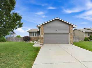 2653 E Spring Hill Ct, Goddard, KS 67052