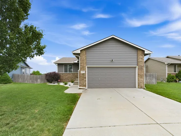 2653 E Spring Hill Ct, Goddard, KS 67052