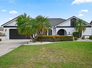 905 SW 54th Ln, Cape Coral, FL 33914