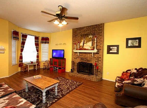 4th image of 2951 Danube Ct
