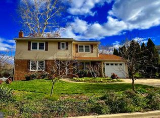 25 Keystone Dr, Gaithersburg, MD 20878