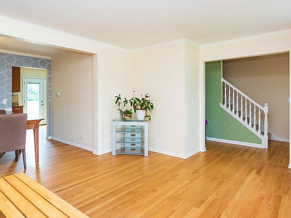 4th image of 519 N Warwick Ave