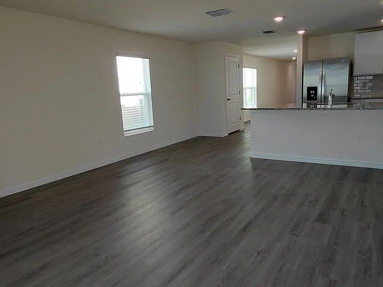 36171 Sunflower Hill Dr — Photo 5