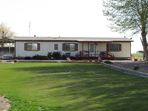 3rd image of 2451 Road E NE